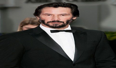 keanu reeves red carpet look